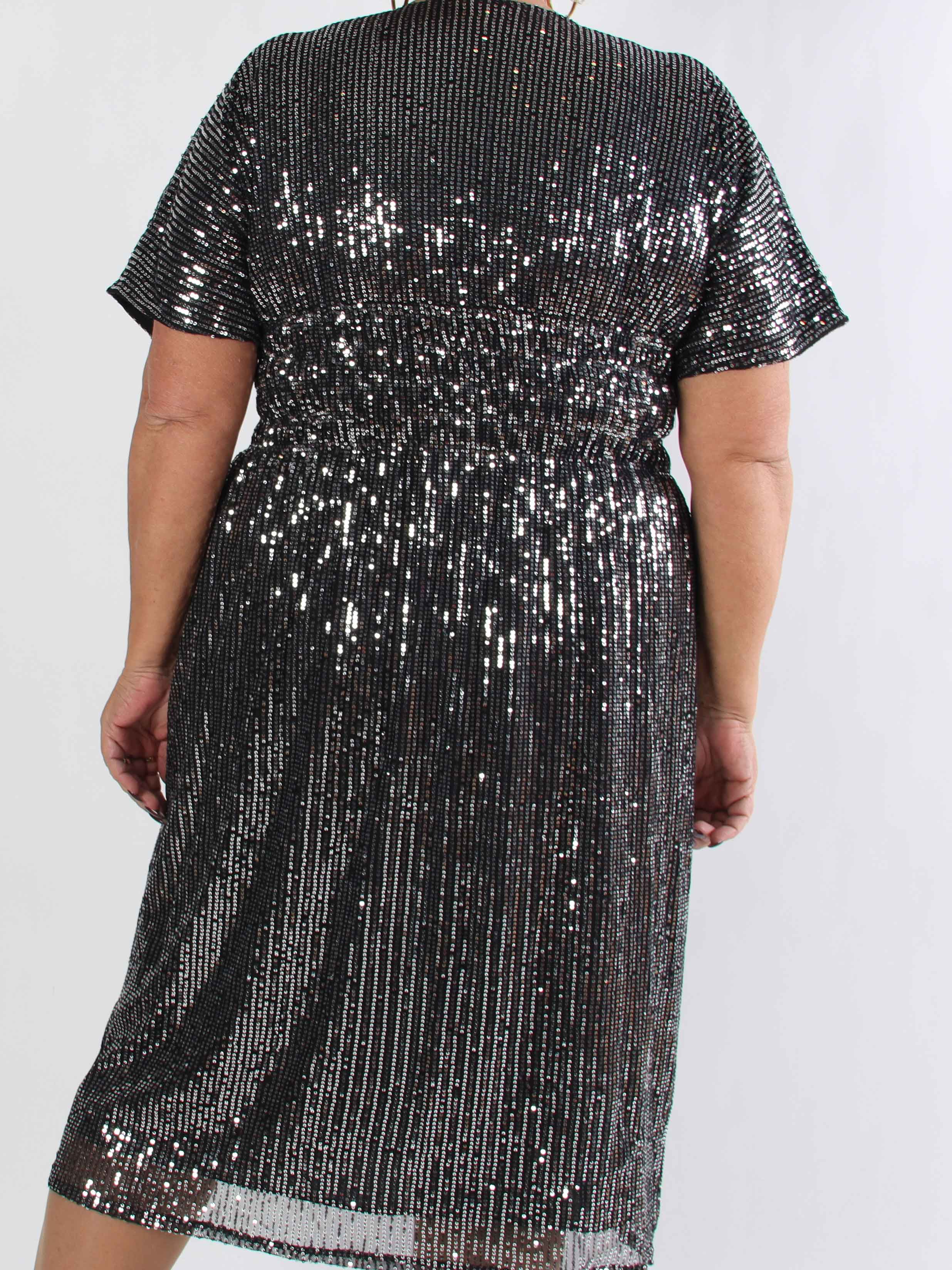 Pams Glitter Midi - Smuk plus size kjole med pailletter og smock i livet